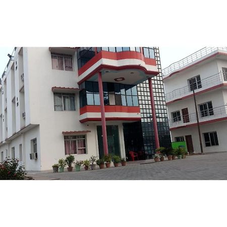 Hotel Sangam, Varanasi Bagian luar foto