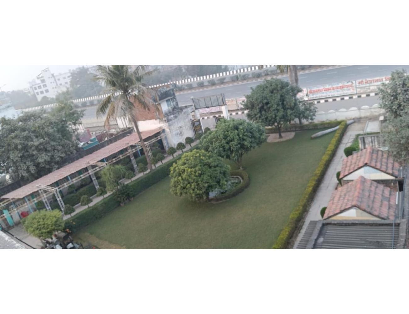 Hotel Sangam, Varanasi Bagian luar foto